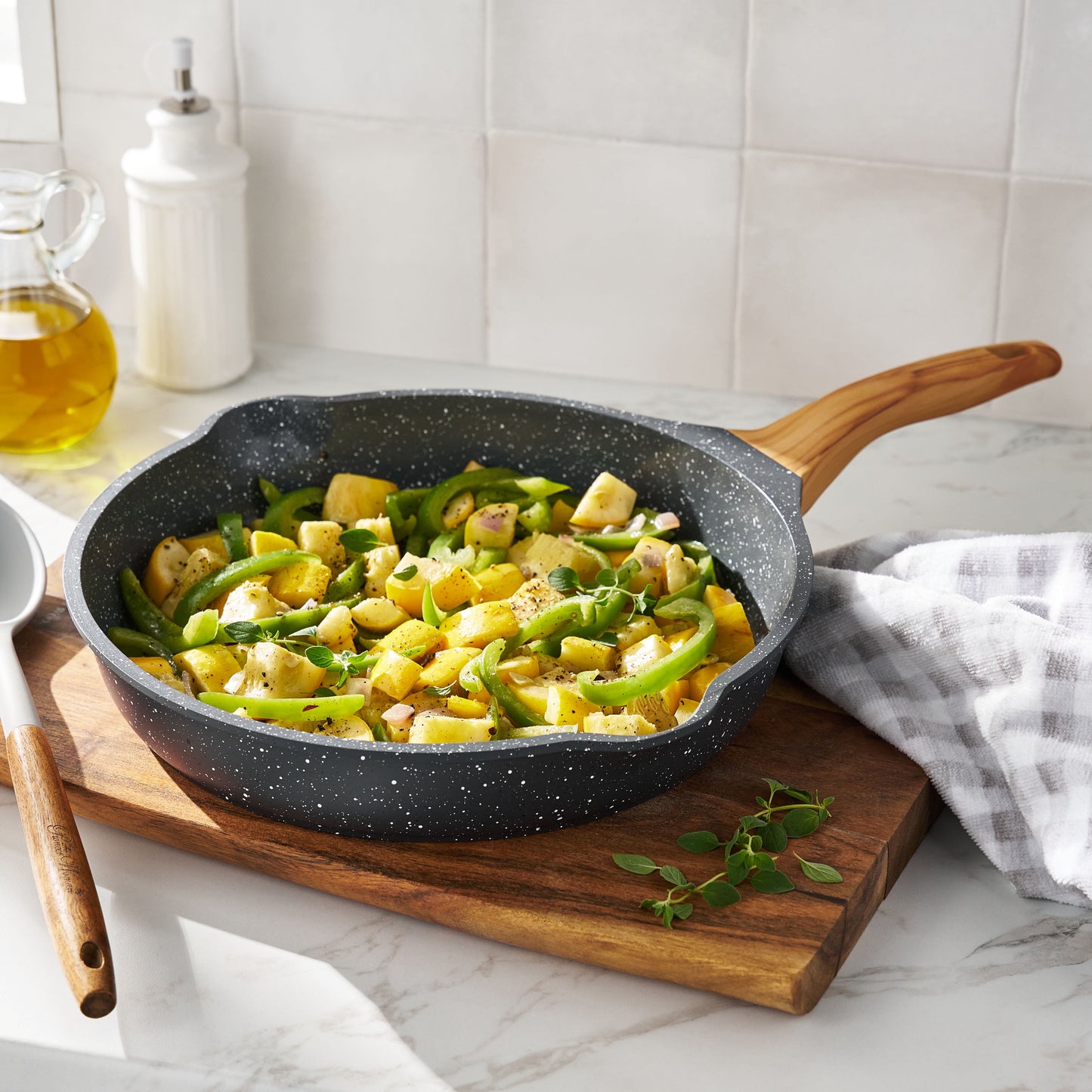 Pioneer Woman Prairie Signature Cast Aluminum 12" Fry Pan, Charcoal Speckle